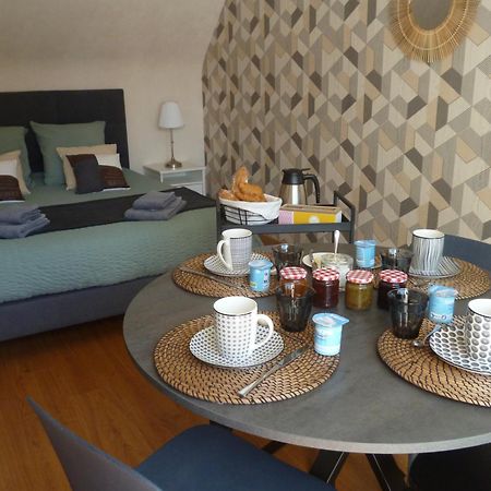 Au Gre Des Marees, 1 Chambre Avec Petit Dejeuner Hanvec Екстер'єр фото