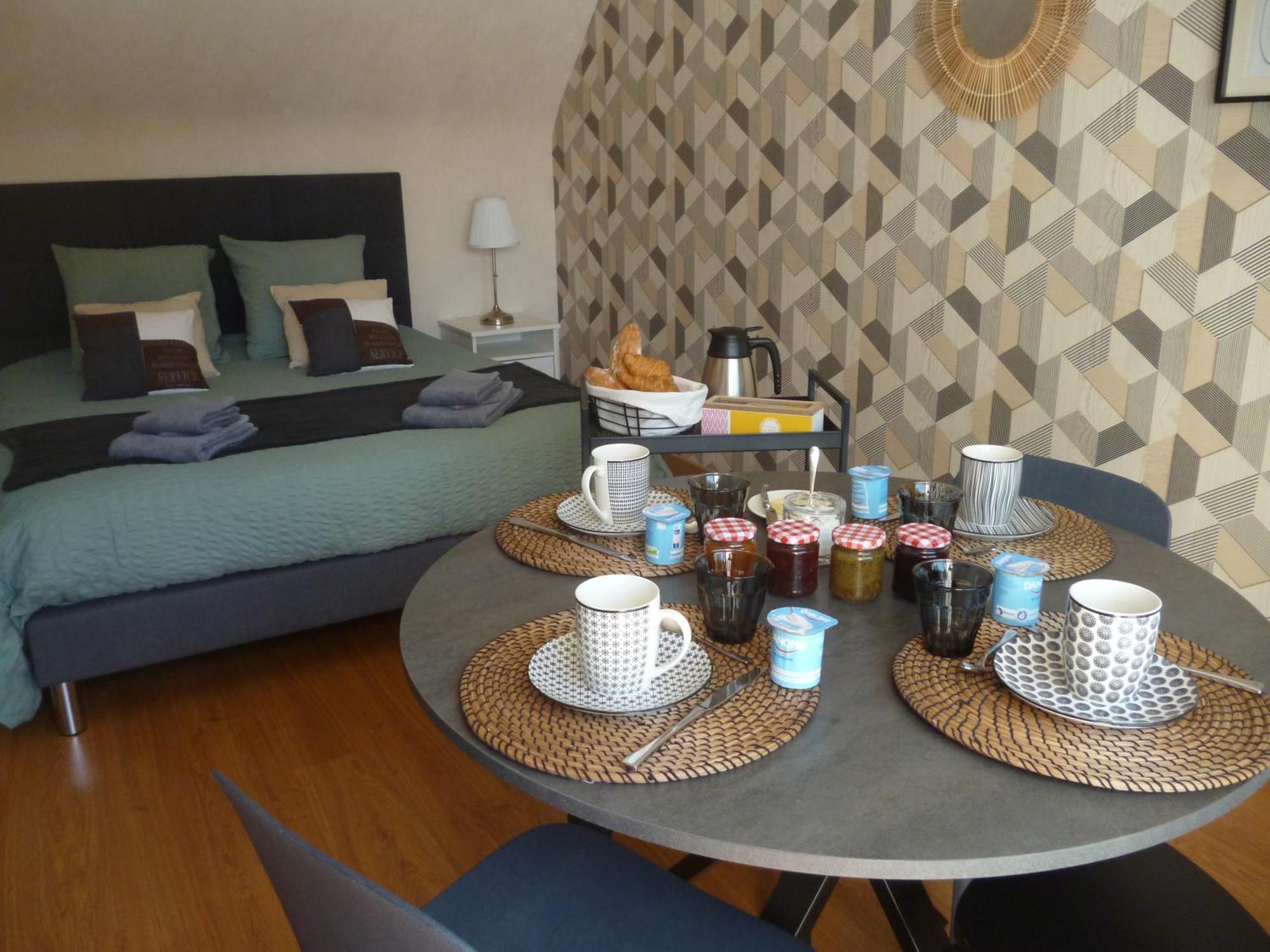 Au Gre Des Marees, 1 Chambre Avec Petit Dejeuner Hanvec Екстер'єр фото